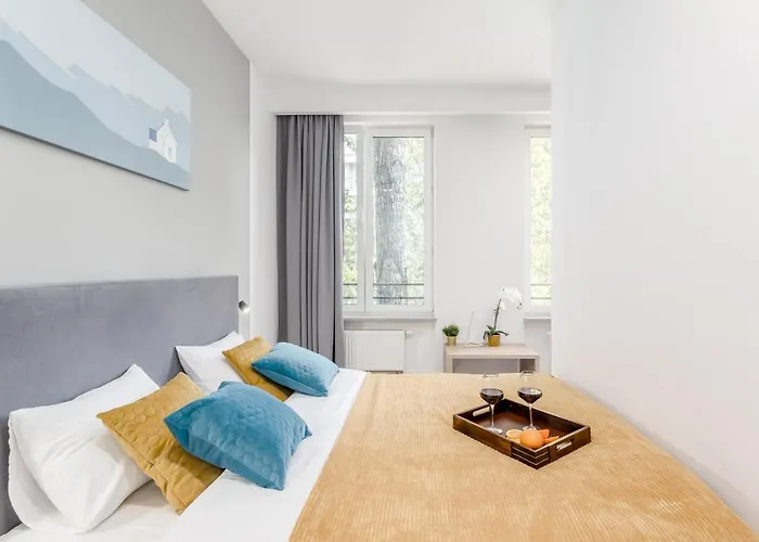 Expo Center 公寓 *