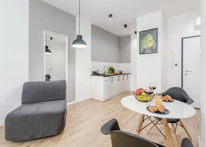 Expo Center 公寓 *